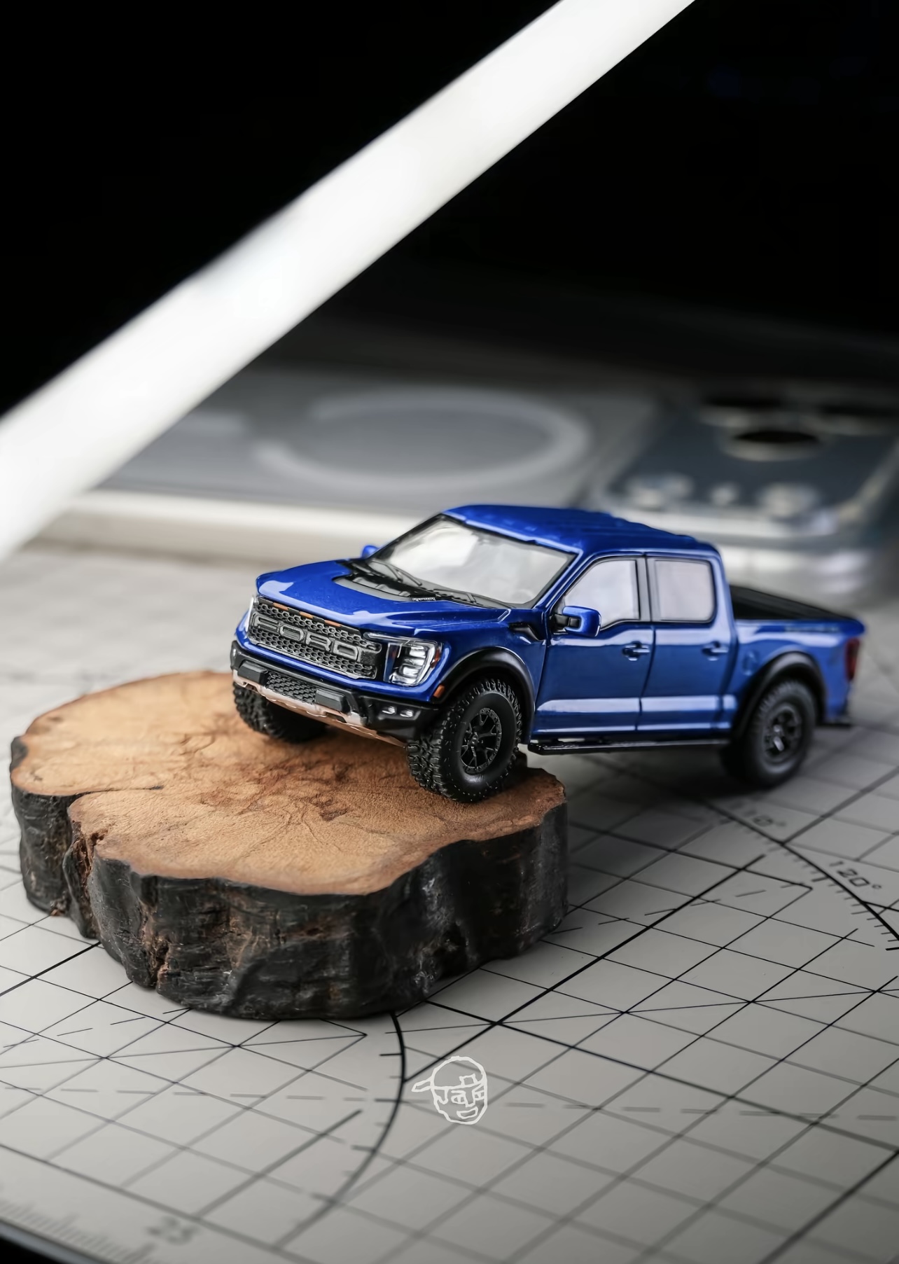Ford Raptor 成品 45°